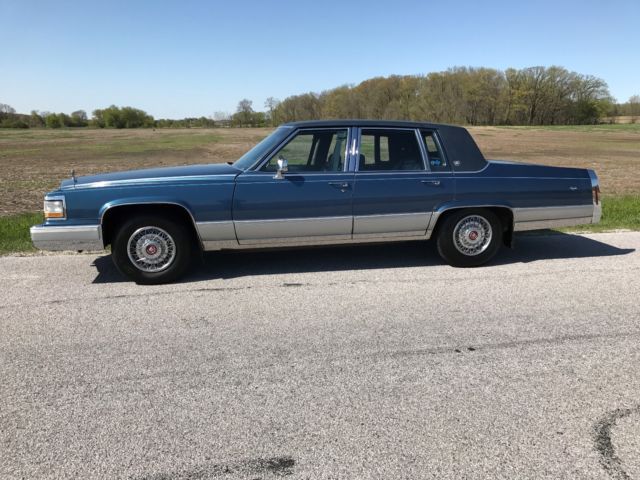 1991 Cadillac Brougham Fleetwood - photo 2