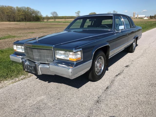 1991 Cadillac Brougham Fleetwood - photo 3