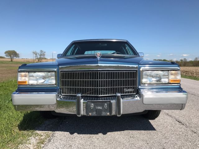 1991 Cadillac Brougham Fleetwood - photo 4