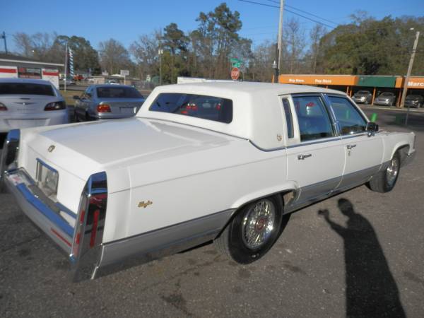 1991 Cadillac Fleetwood - photo 5