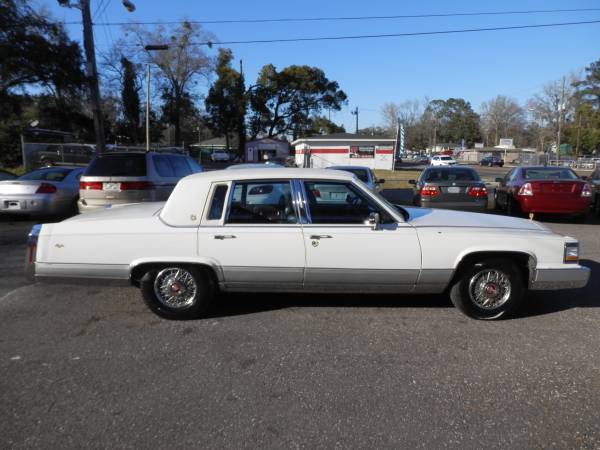 1991 Cadillac Fleetwood - photo 6