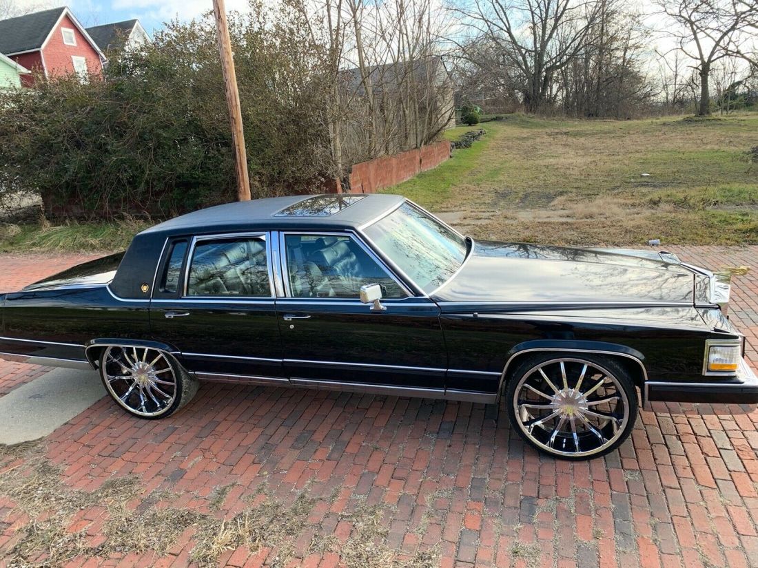 1991 Cadillac Fleetwood Brougham D'elegance 105k Moonroof 24" Wheels New Paint 1991 Cadillac Brougham D'Elegance