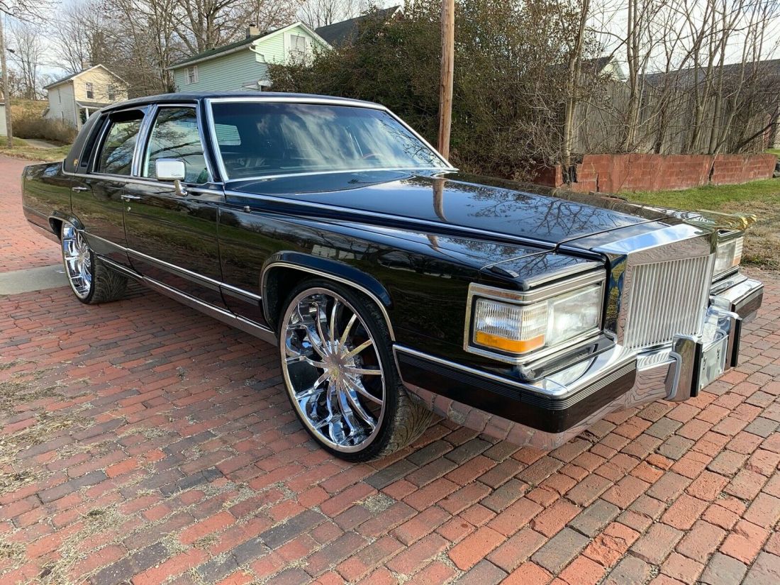 1991 Cadillac Brougham D'Elegance - photo 3