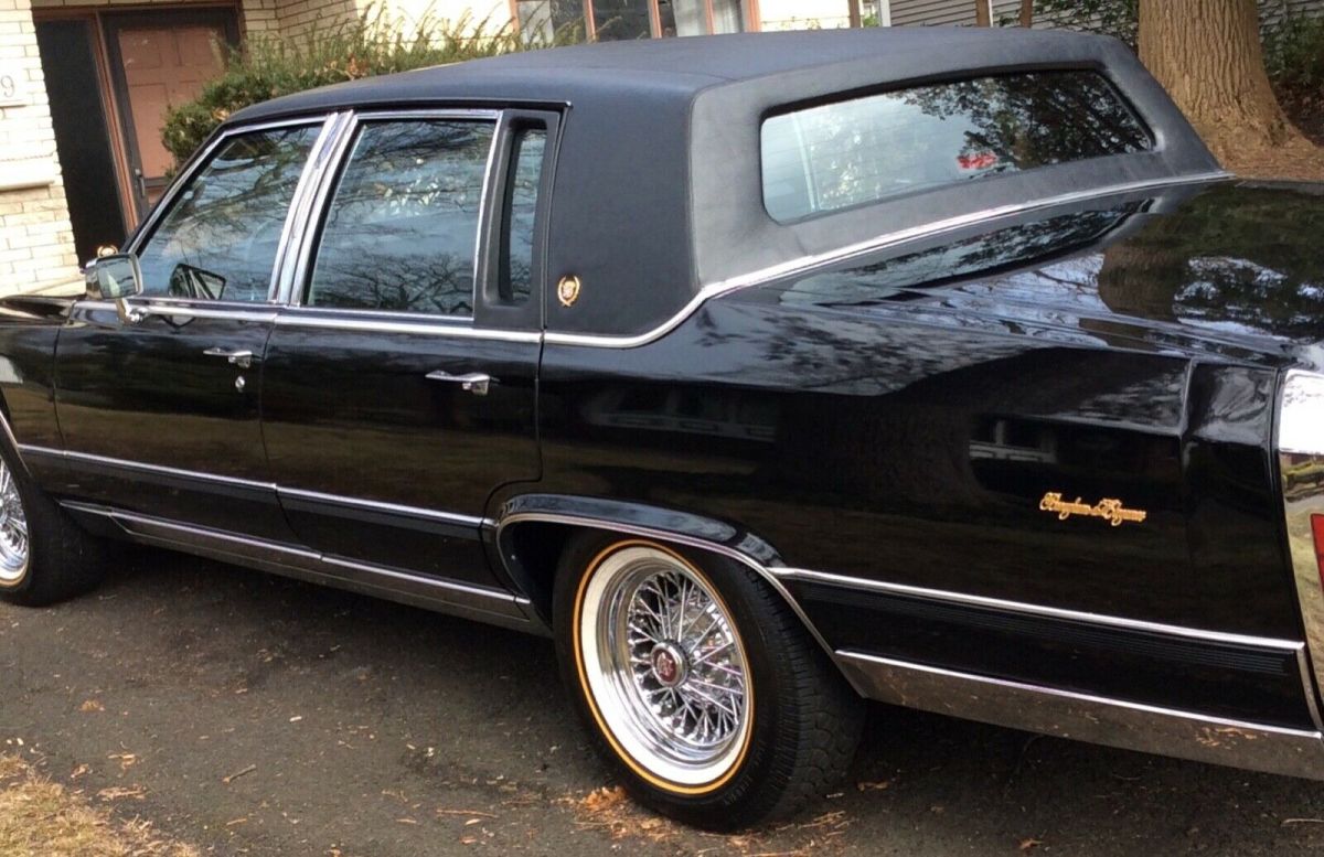 1991 Cadillac Fleetwood Black - photo 4
