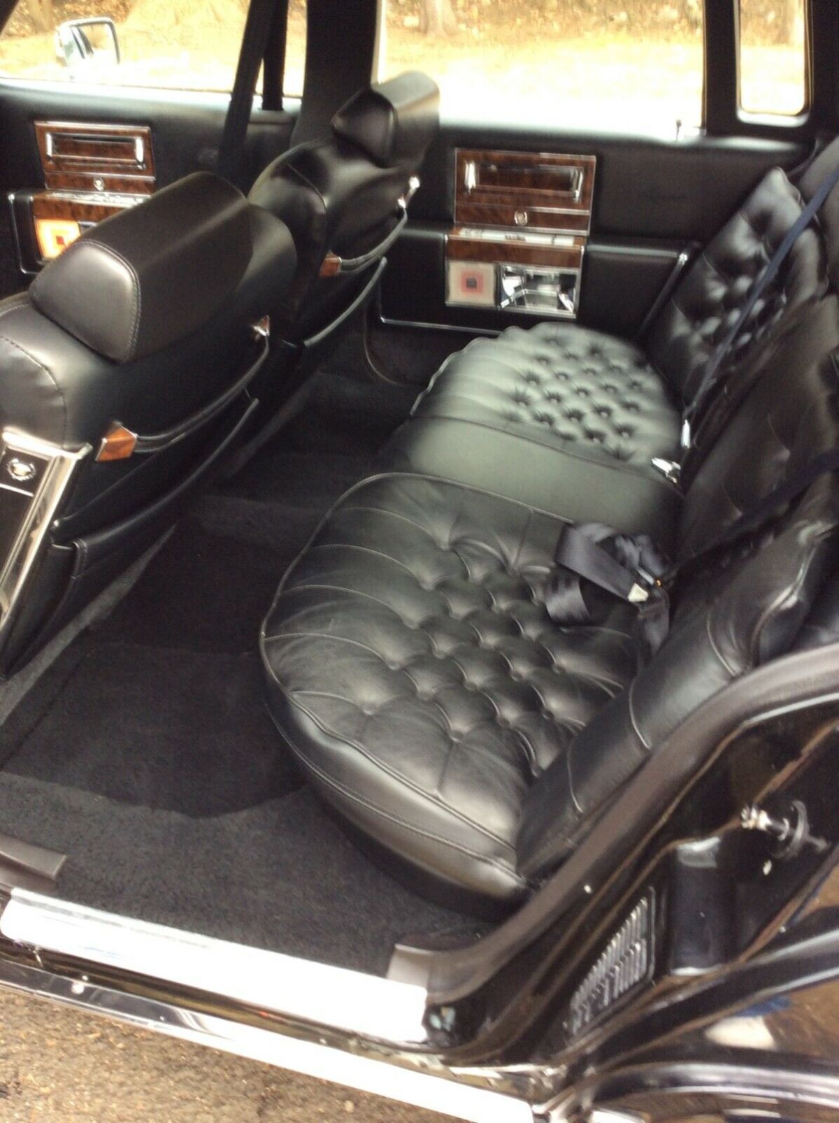 1991 Cadillac Fleetwood Black - photo 8