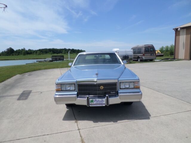 1991 Cadillac Fleetwood Brougham D’Ellagance - photo 2