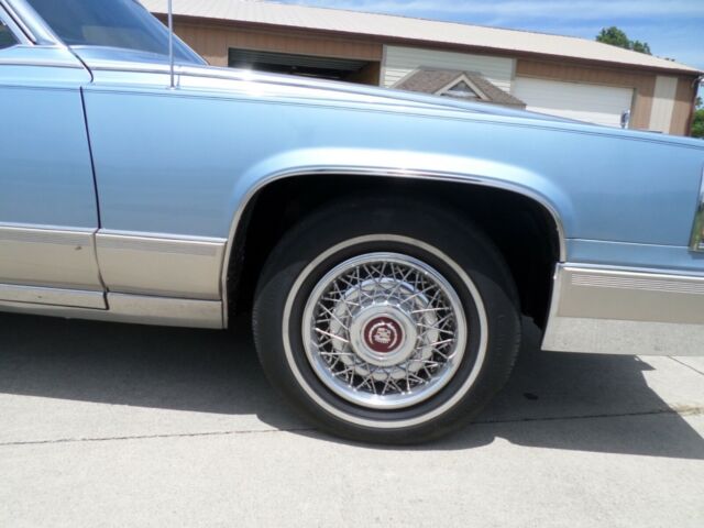 1991 Cadillac Fleetwood Brougham D’Ellagance - photo 9