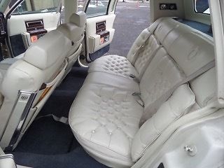 1991 Cadillac Fleetwood - photo 10