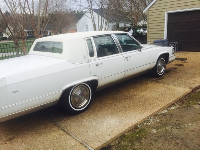 1991 Cadillac Fleetwood - photo 2