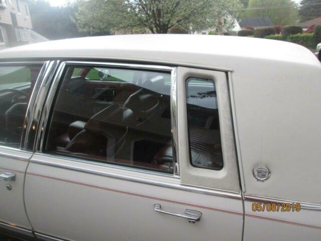 1991 Cadillac Brougham -- - photo 9