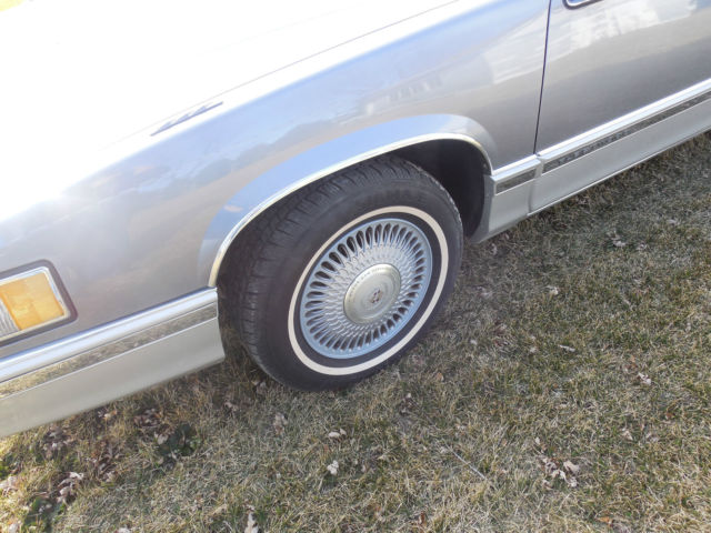 1991 Cadillac Fleetwood - photo 3