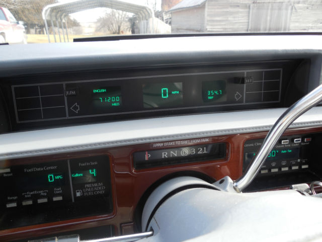 1991 Cadillac Fleetwood - photo 5