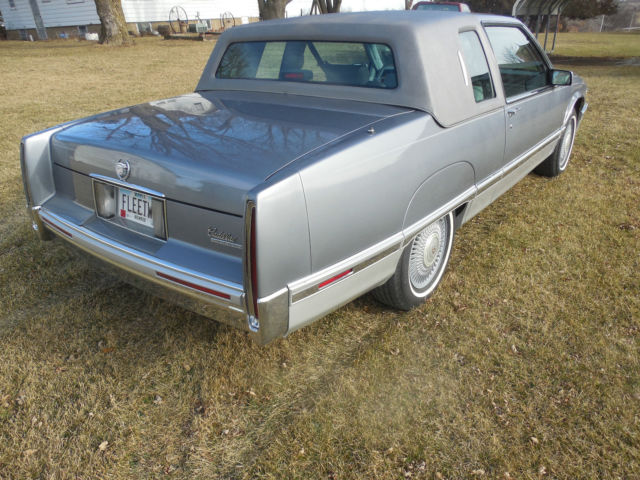 1991 Cadillac Fleetwood - photo 9