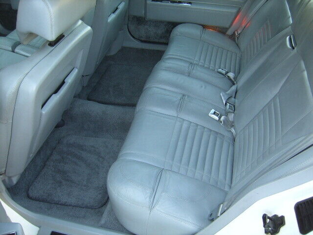 1991 Cadillac Fleetwood Sixty Special - photo 8