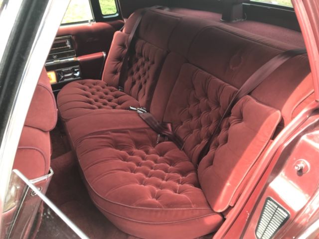 1991 Cadillac Brougham d'elegance - photo 10