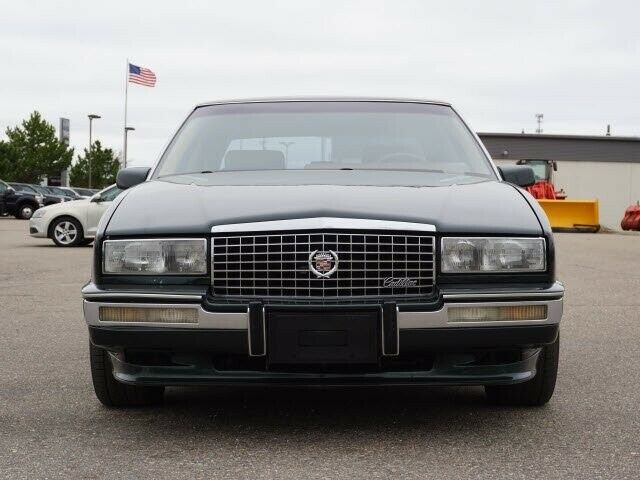 1991 Cadillac Seville Touring - photo 2