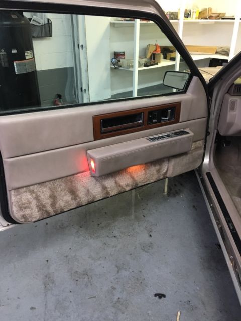 1991 Cadillac DeVille Fleetwood - photo 11