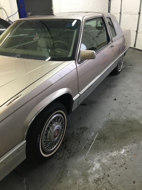 1991 Cadillac DeVille Fleetwood - photo 2