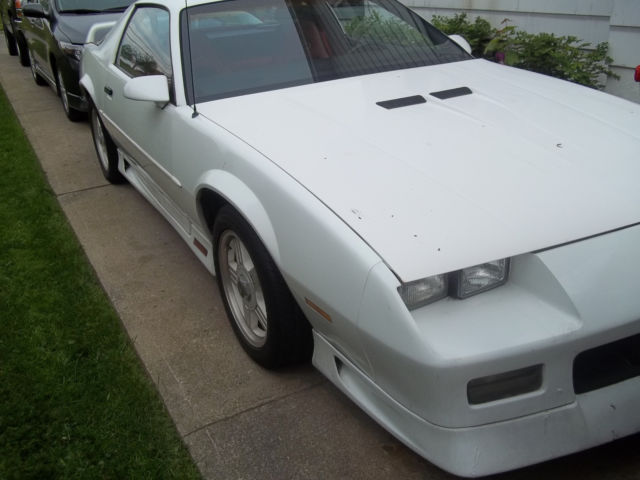1991 Chevrolet Camaro - photo 4