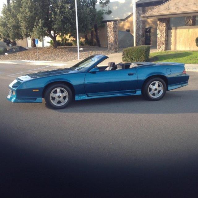 1991 Chevrolet Camaro RS Convertible - photo 2