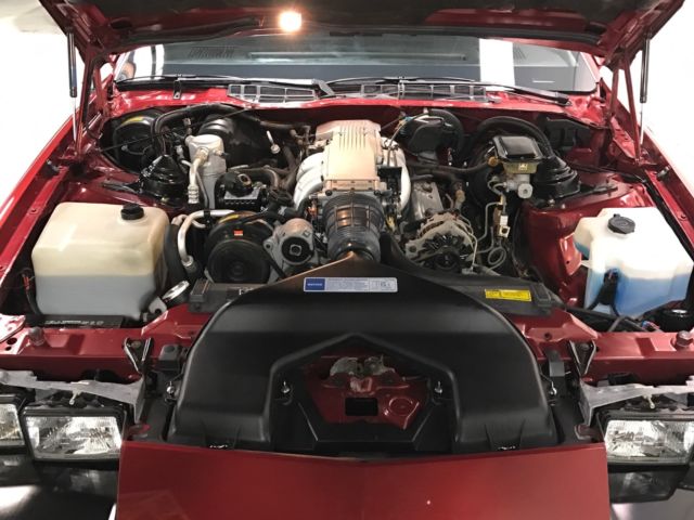 1991 Chevrolet Camaro Z28 One Owner 9700 Miles - photo 8