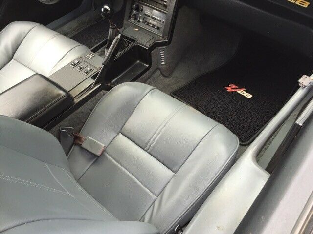 1991 Chevrolet Camaro Z28 - photo 11