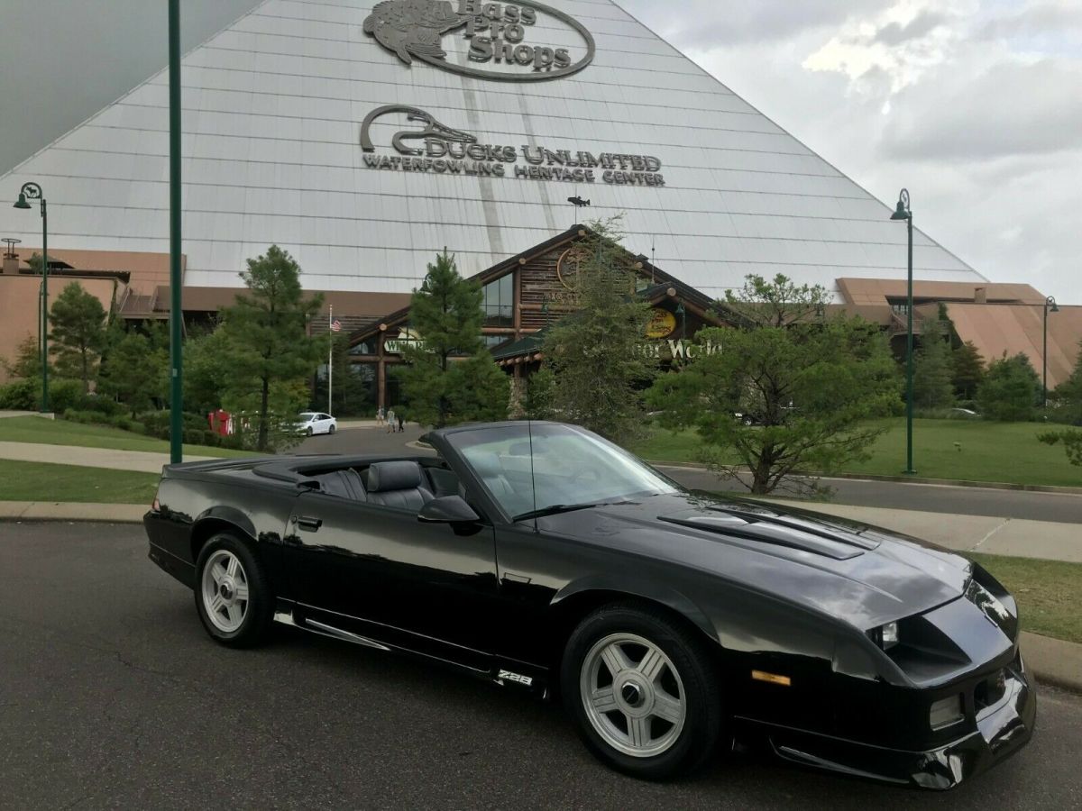 1991 CAMARO Z28 CONVERTIBLE SELLING AT NO RESERVE 1969 1970 CORVETTE CAMARO C-10 1991 Chevrolet Camaro Z28 convertible