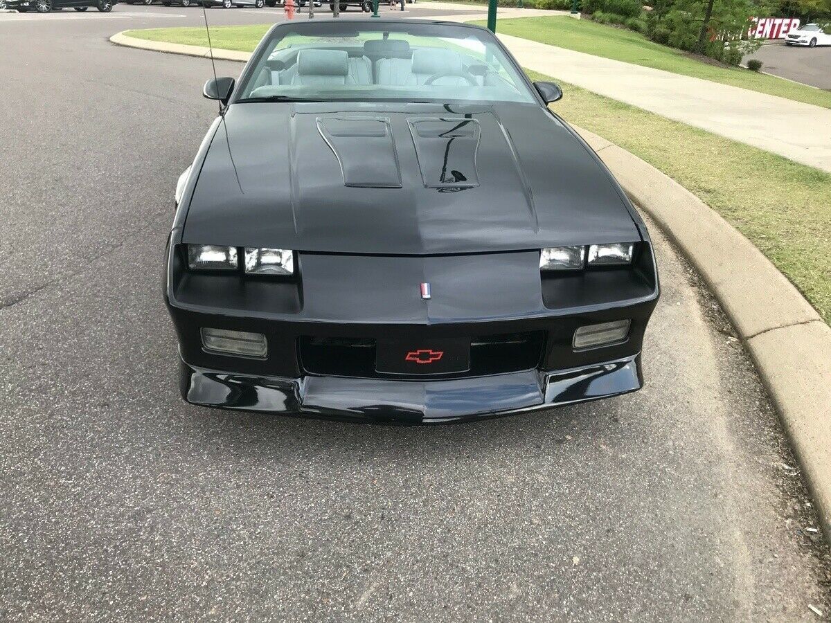 1991 Chevrolet Camaro Z28 convertible - photo 6