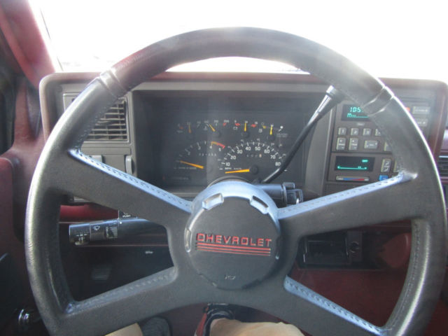 1991 Chevrolet C/K Pickup 2500 Reg Cab 131.5" - photo 12