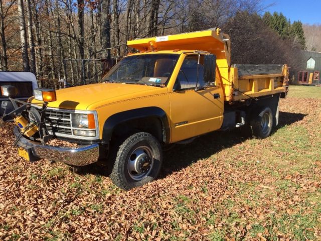 1991 Chevrolet C/K Pickup 3500 Cheyenne - photo 2