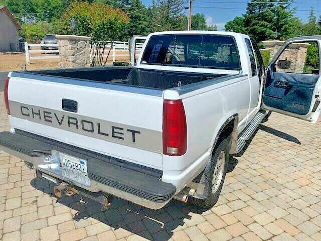 1991 Chevrolet C/K Pickup 2500 CK 2500 - photo 3