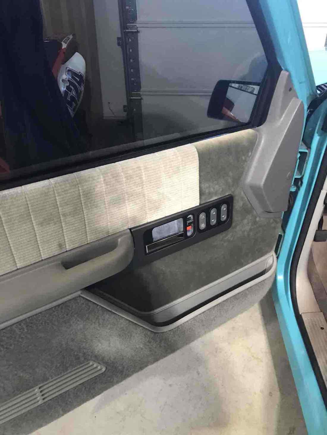 1991 Chevrolet C1500 C1500 - photo 7
