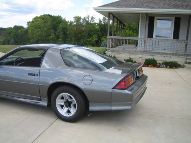 1991 Chevrolet Camaro RS - photo 4