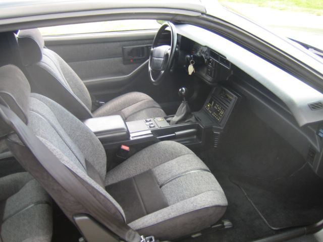 1991 Chevrolet Camaro RS - photo 9