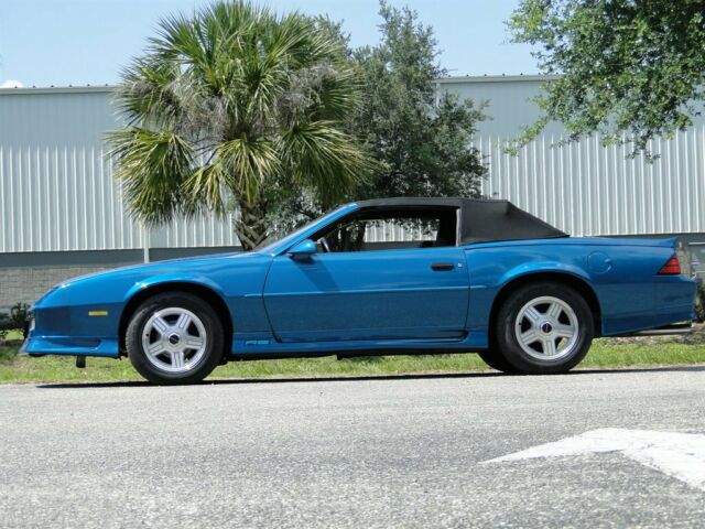 1991 Chevrolet Camaro RS - photo 6