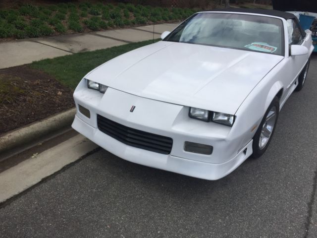 1991 Chevrolet Camaro RS Convertible 2-Door - photo 11