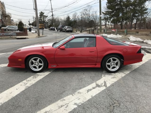 1991 Chevrolet Camaro 2DR - photo 2