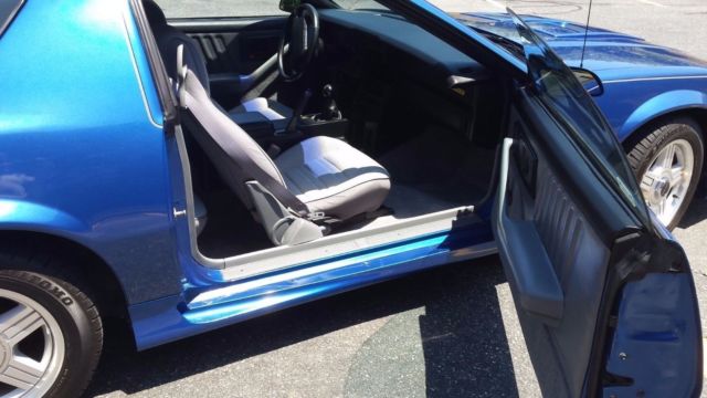 1991 Chevrolet Camaro Z28 Coupe 2-Door - photo 10