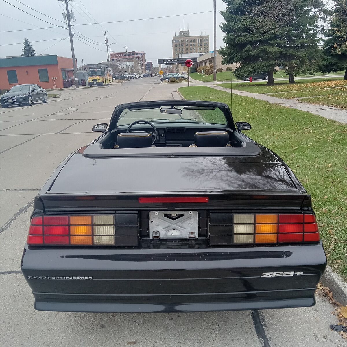 1991 Chevrolet Camaro - photo 9