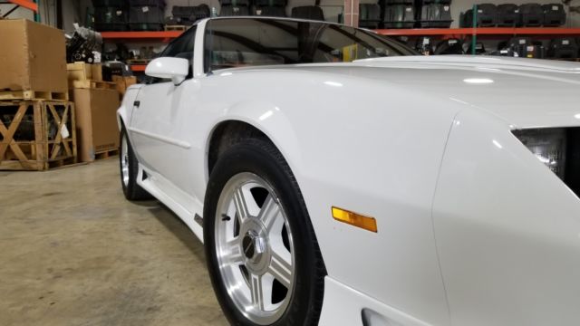 1991 Chevrolet Camaro z28 - photo 3