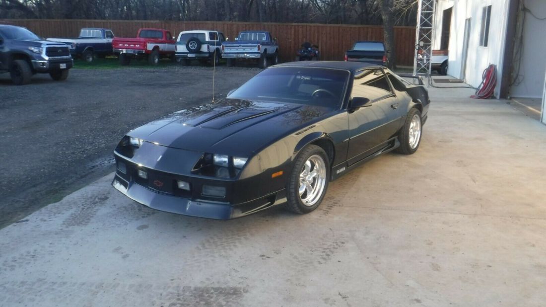 1991 Chevrolet Camaro Z28 - photo 3