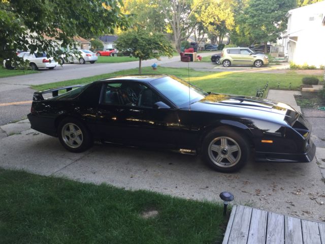 1991 Chevrolet Camaro Z28 - photo 2