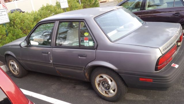 1991 Chevrolet Cavalier - photo 2