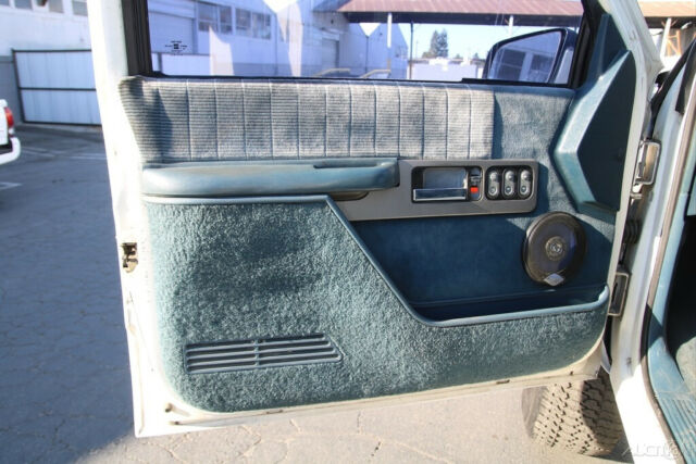 1991 Chevrolet C/K Pickup 1500 C1500 Scottsdale - photo 9