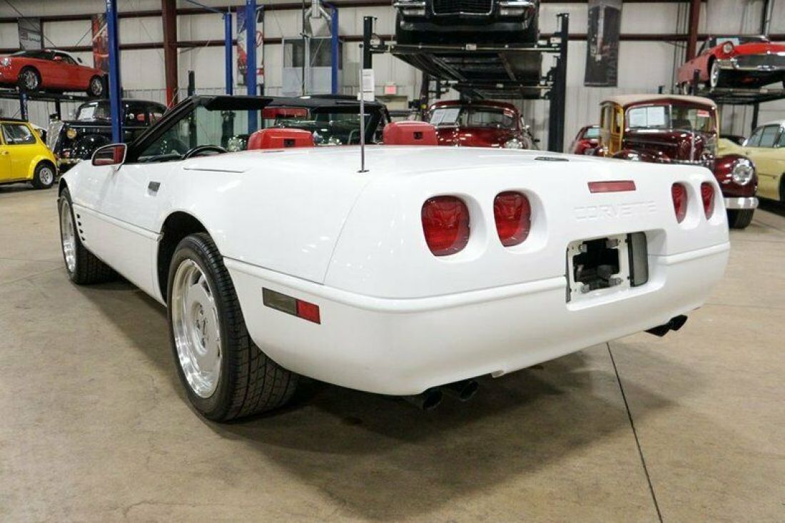 1991 Chevrolet Corvette - photo 3