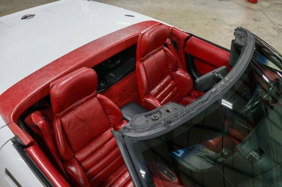1991 Chevrolet Corvette - photo 10