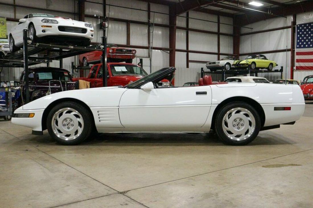 1991 Chevrolet Corvette - photo 2