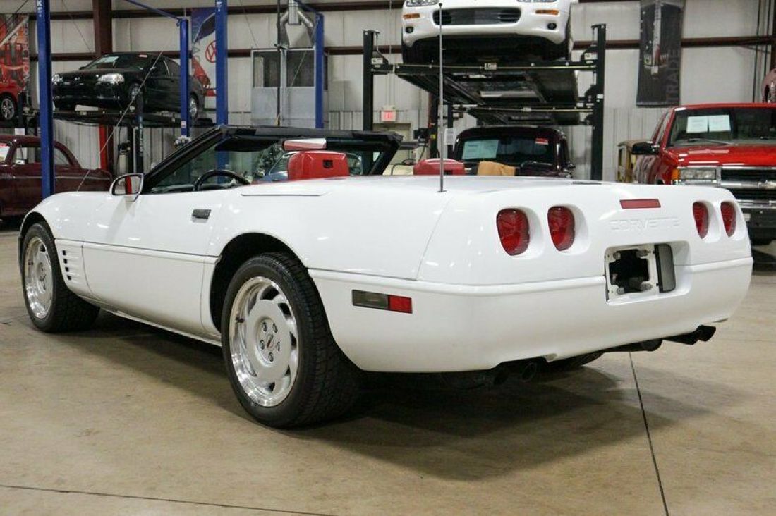 1991 Chevrolet Corvette - photo 3