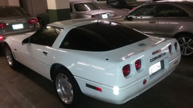 1991 Chevrolet Corvette - photo 2