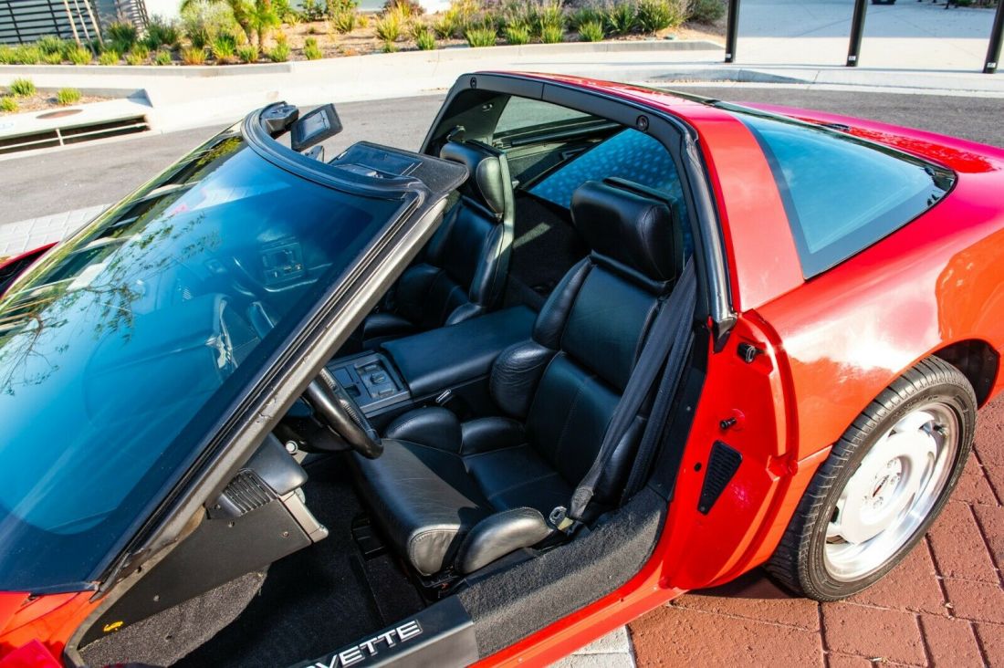 1991 Chevrolet Corvette - photo 12